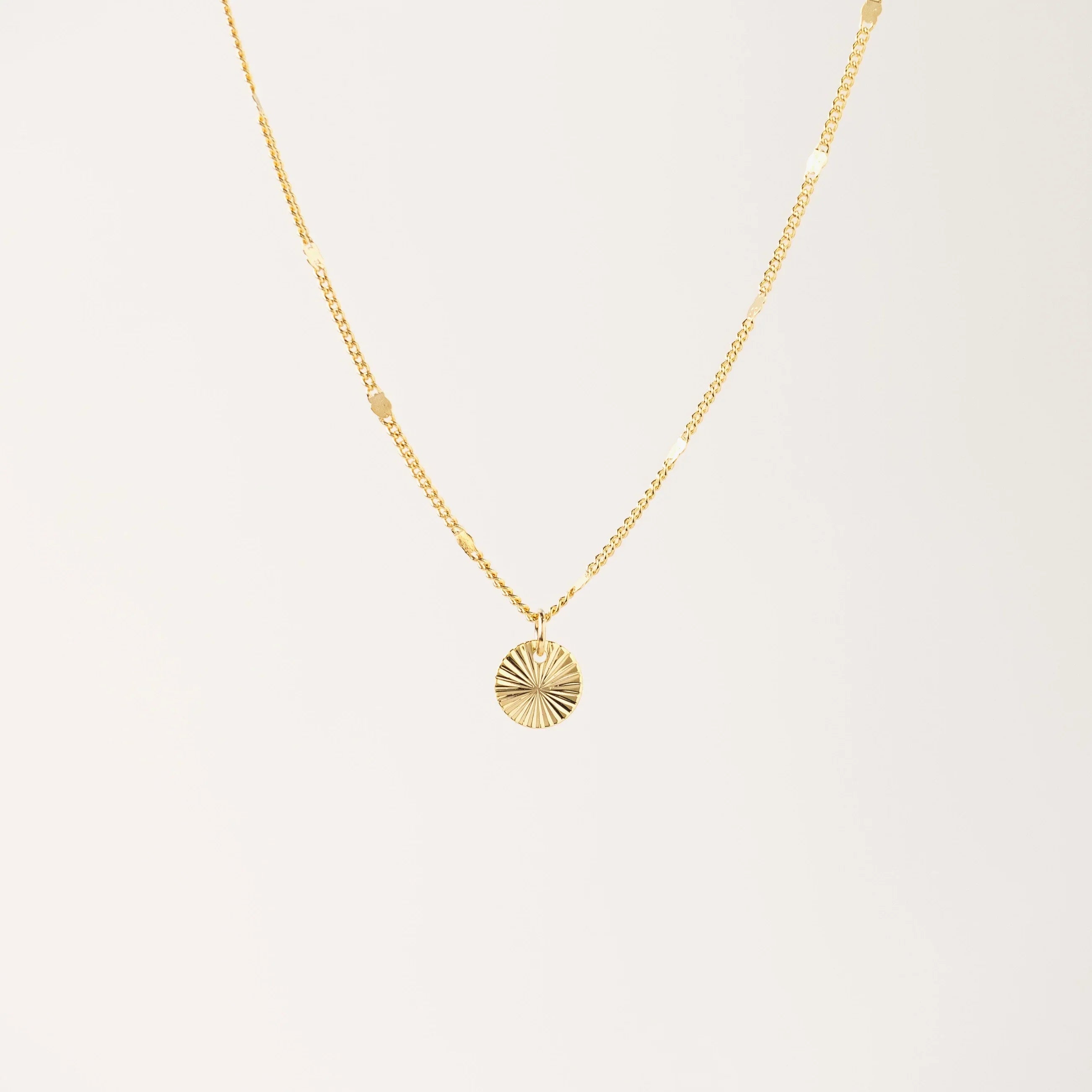 Everly Circle Gold Necklace