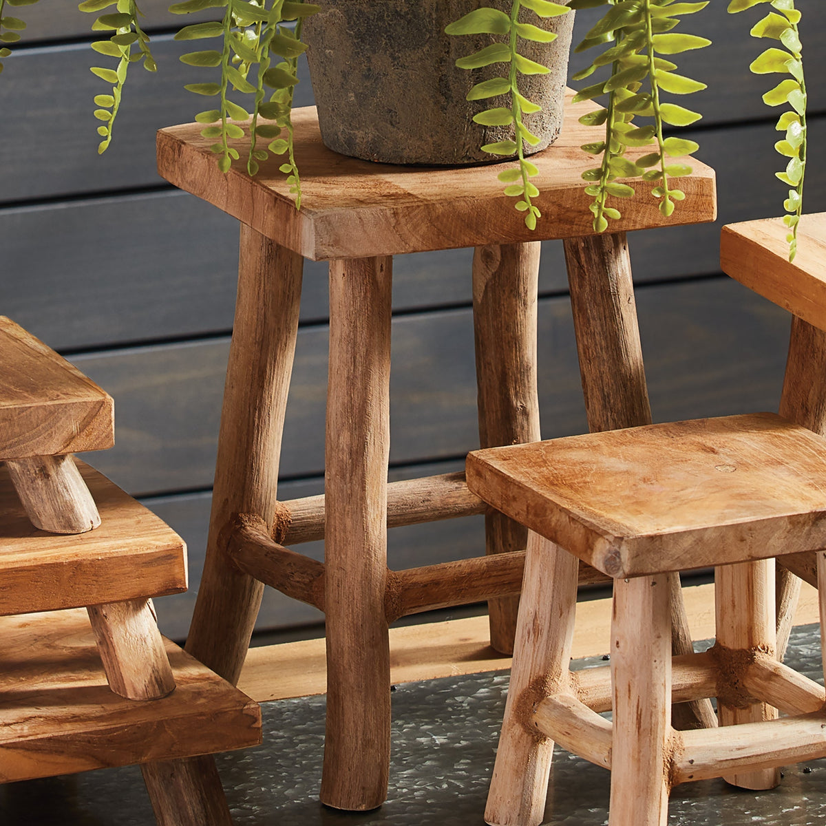 Ewan Teak Stand | Large